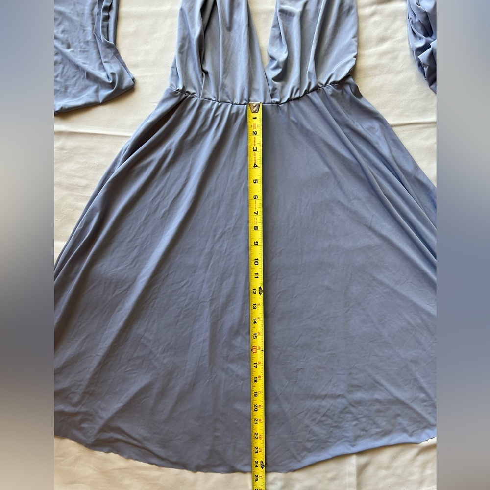 EUC Beautiful Periwinkle Infinity Dress, 100 different styles in ONE dress!!! - Picture 8 of 16